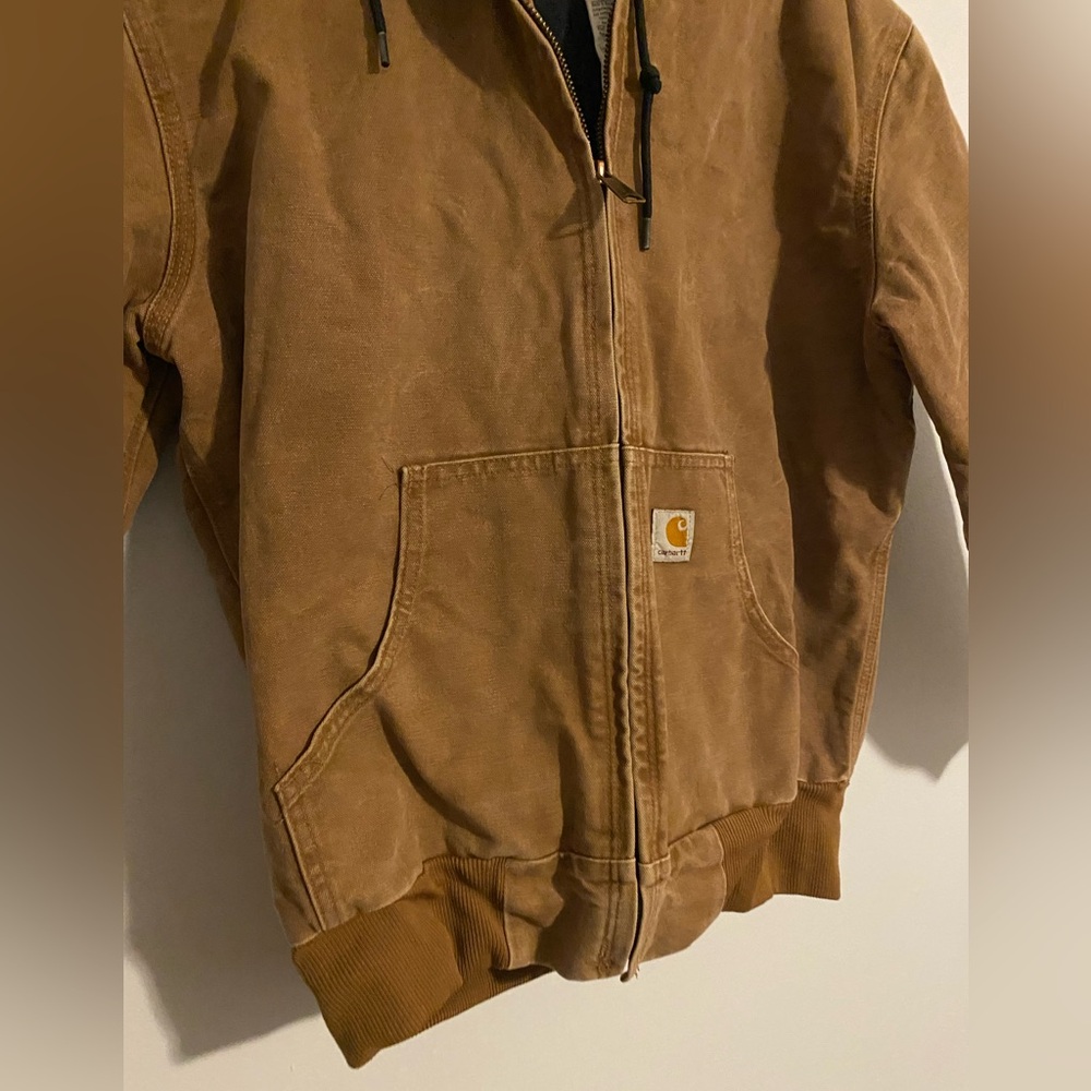Carhartt women’s medium jacket - Picture 4 of 11